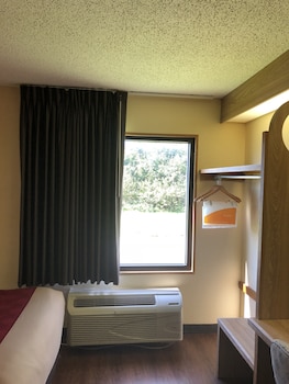 Standard Double Room, 2 Double Beds, Smoking