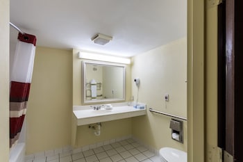 Deluxe Room, 2 Queen Beds, Non Smoking