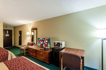 Deluxe Room, 2 Queen Beds, Non Smoking