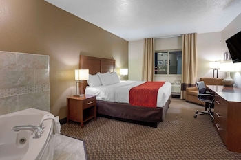 Suite, 1 King Bed, Non Smoking