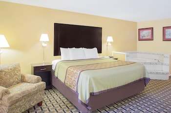 Upgraded, Deluxe Room, 1 King Bed, Non Smoking
