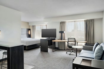 Studio, 1 King Bed with Sofa bed
