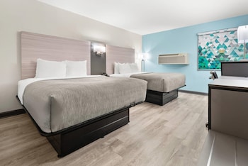 Room, 2 Queen Beds, Accessible, Non Smoking