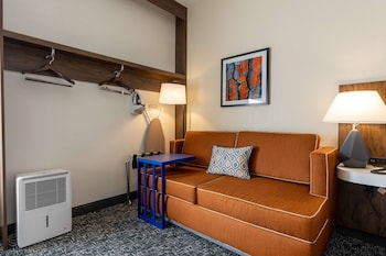 One king bed ns