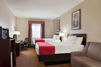 Room, Non Smoking (2 Queen Beds & 1 Sofa Bed)