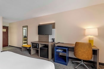Standard Room, 2 Queen Beds, Non Smoking