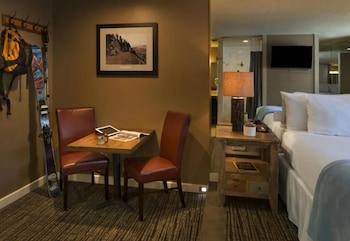 King Spa Suite