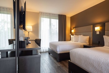 Room, 2 Double Beds, Non Smoking (Water Front) (No Pets)