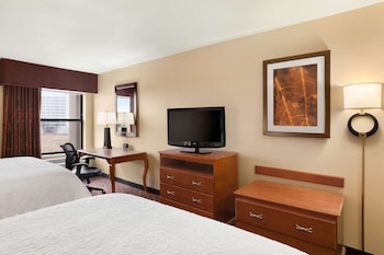 Room, 2 Queen Beds, Accessible, Non Smoking