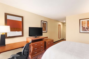 Room, 2 Queen Beds, Accessible, Non Smoking