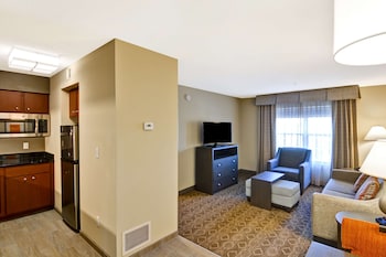 Two Bedroom Suite, Two King Beds, Non-Smoking