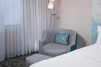 Room, 2 Double Beds, Balcony