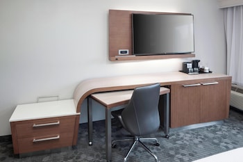 Room, 2 Double Beds, Balcony