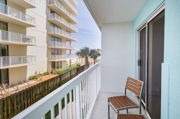 Room, 1 King Bed, Accessible, City View (Communication, Accessible Tub)