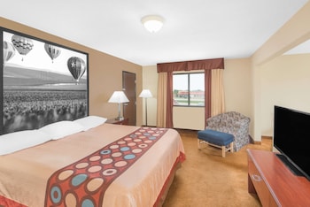 Standard Room, 1 King Bed