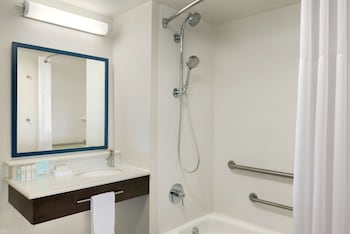 Room, 1 King Bed, Accessible, Non Smoking