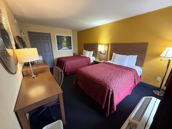 Room, 2 Double Beds, Accessible, Non Smoking