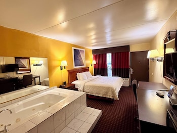 Studio Suite, 1 King Bed, Non Smoking