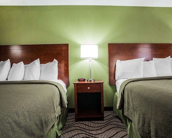 Standard Room, 2 Queen Beds, Non Smoking