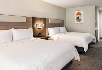 Standard Room, 2 Double Beds