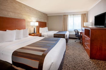 Room, 2 Queen Beds, Non Smoking (Mobility)