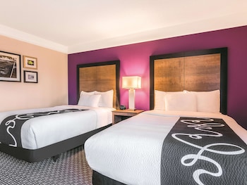 Room, 2 Double Beds, Accessible, Non Smoking (Mobility Accessible)