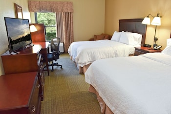 Two queen beds non smoking