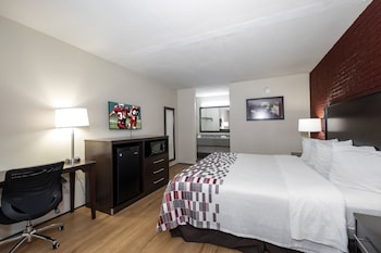 Deluxe Room, 1 King Bed, Smoking