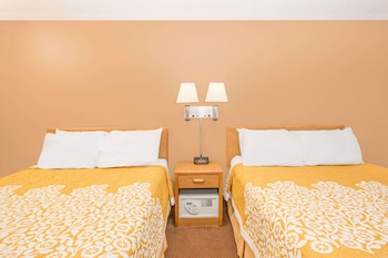 Standard Room, 2 Queen Beds