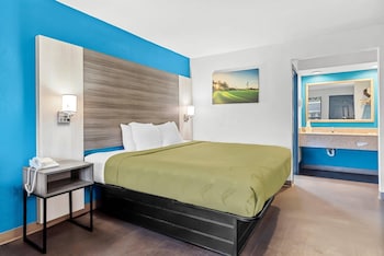 Standard Room, 1 King Bed, Non Smoking