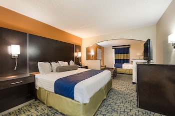 Standard Room, 1 King Bed, Non Smoking, Jetted Tub