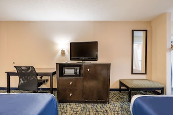 Standard Room, 2 Double Beds, Smoking, Refrigerator & Microwave