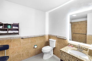 Room, 1 King Bed, Accessible, Non Smoking