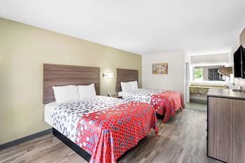 Standard Room, 2 Queen Beds, Non Smoking