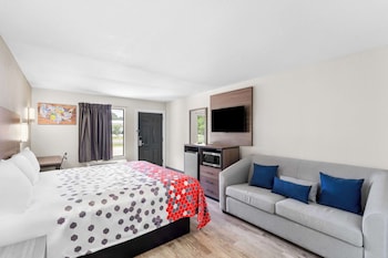 Suite, 1 King Bed, Non Smoking