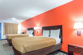 Standard Room, 2 Double Beds
