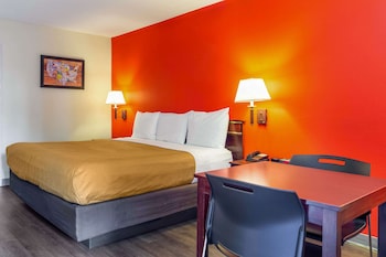 Standard Room, 1 King Bed
