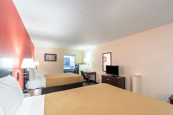 Standard Room, 2 Double Beds
