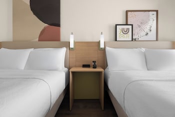 Room, 2 Queen Beds