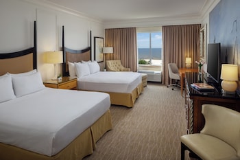2 Queen Beds Gulfside (Accessible)