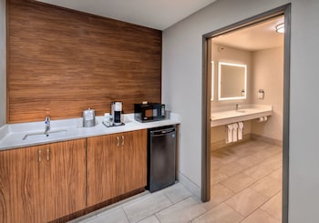 Suite, 2 Queen Beds