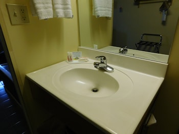 Room, 1 Queen Bed, Accessible
