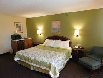 Studio Suite, 1 King Bed, Non Smoking