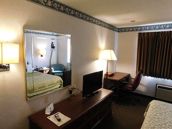 Standard Room, 1 King Bed