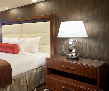 Petite Suite, 1 King Bed