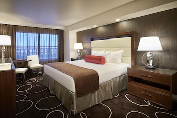 Deluxe View Room, 1 King Bed, High Floor