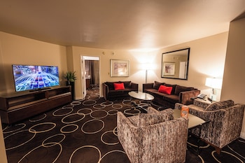 Signature Suite, 1 King Bed