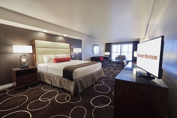 Petite Suite, 1 King Bed