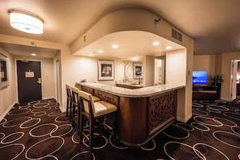 Signature Suite, 1 King Bed