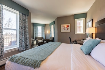 Superior Room, 1 Queen Bed